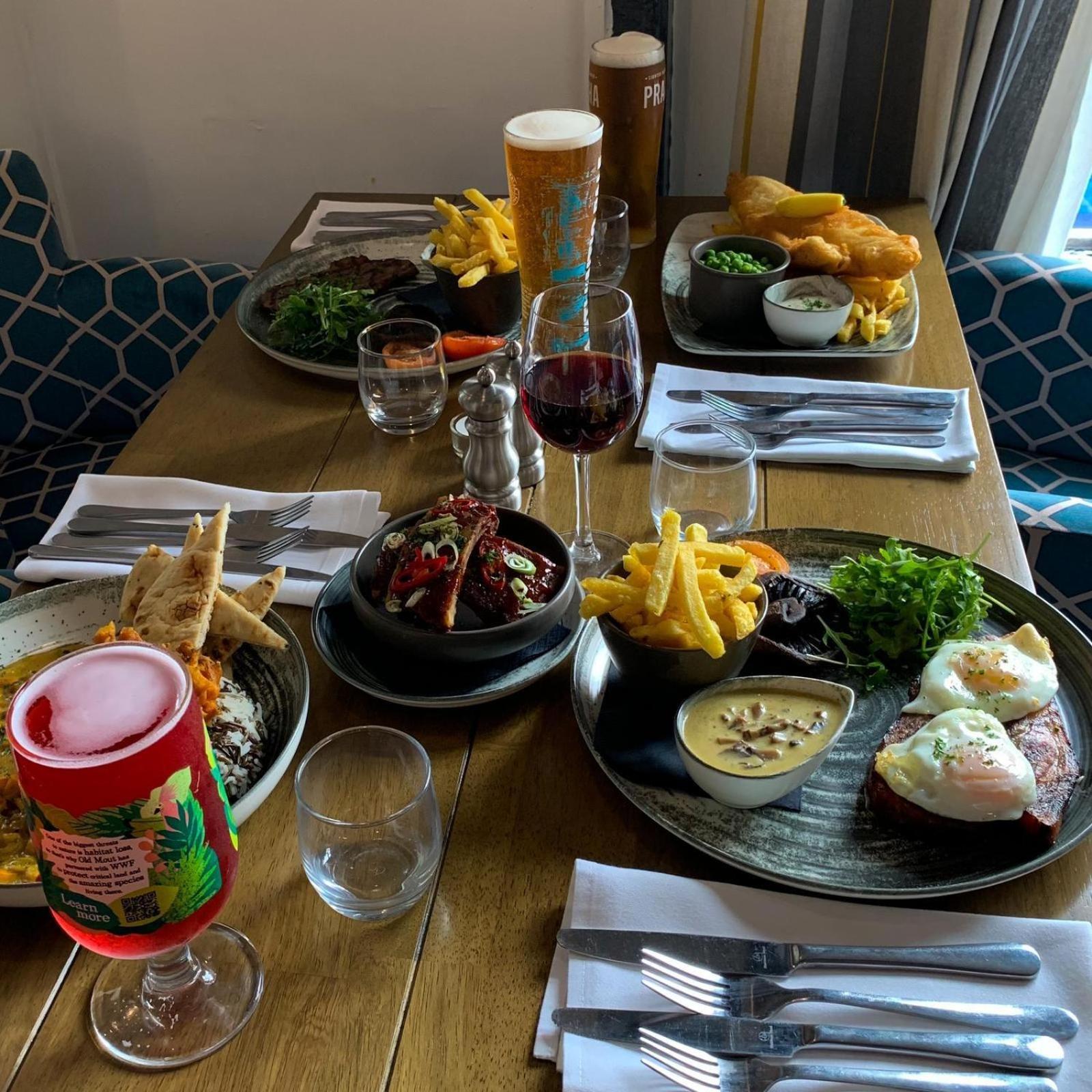 The Kings Head Inn, Home Of The Acle Steak المظهر الخارجي الصورة