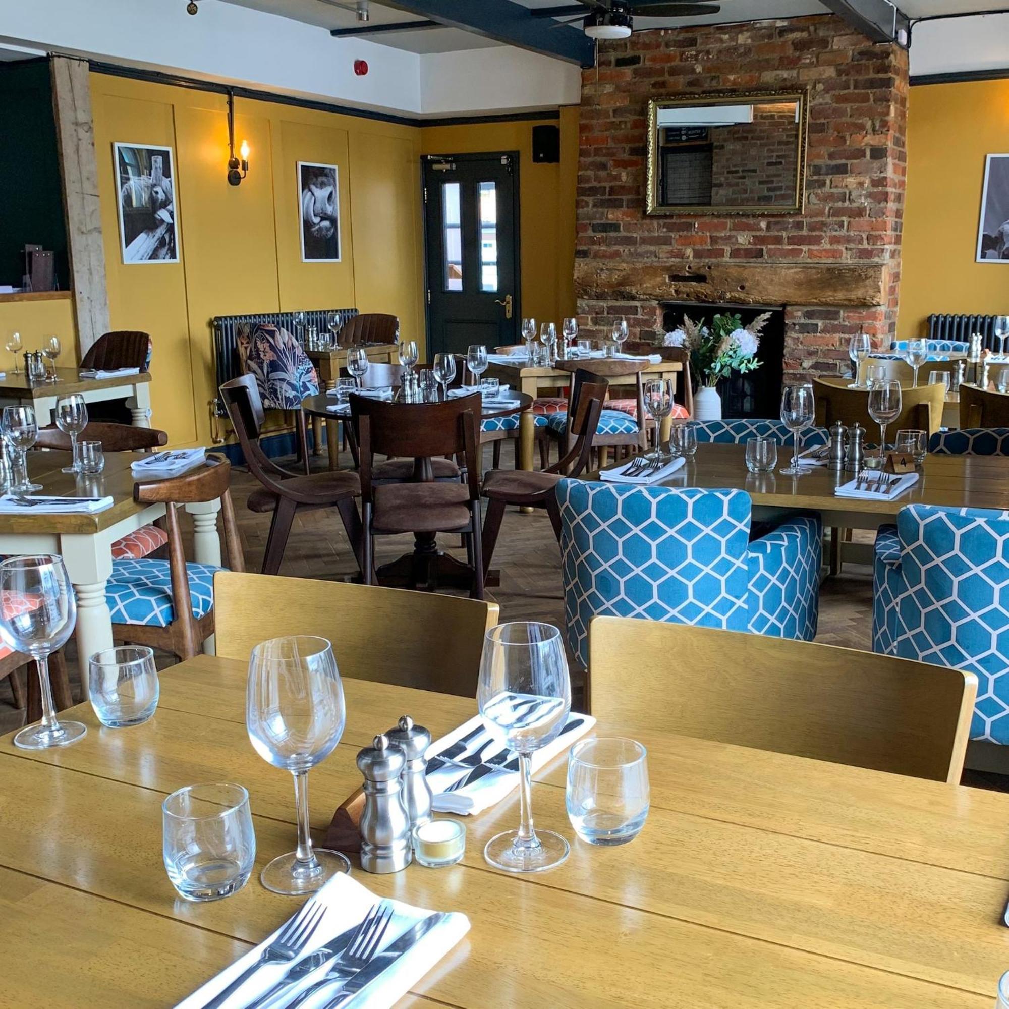 The Kings Head Inn, Home Of The Acle Steak المظهر الخارجي الصورة
